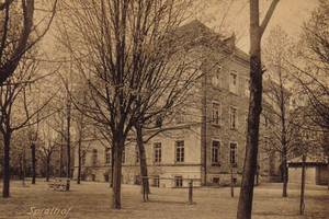 Ansicht des damaligen Spielhof im Bildungshaus St. Bernhard